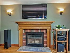 85 Union St, Warren, Ri 02885 in Warren, RI (Photo 9 of 9)