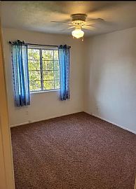 9433 Oxford Wine Ct #1, Las Vegas, Nv 89129 in Las Vegas, NV (Photo 8 of 12)