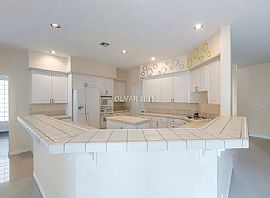 2421 Tour Edition Dr, Henderson, Nv 89074 in Henderson, NV (Photo 2 of 9)