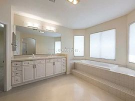 2421 Tour Edition Dr, Henderson, Nv 89074 in Henderson, NV (Photo 7 of 9)