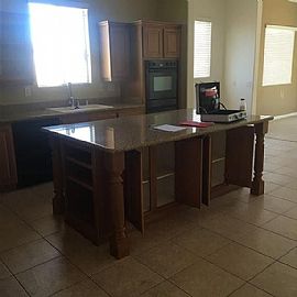 2359 Garnet Star St, Henderson, Nv 89044 in Henderson, NV (Photo 7 of 12)