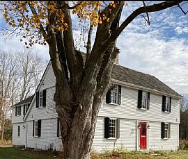 2342 Durham Rd, Madison, Ct 06443 in Madison, CT (Photo 2 of 9)