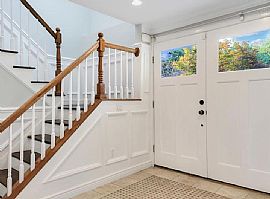 20 Innis Ln, Old Greenwich, Ct 06870 in Old Greenwich, CT (Photo 2 of 9)