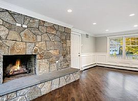 20 Innis Ln, Old Greenwich, Ct 06870 in Old Greenwich, CT (Photo 7 of 9)