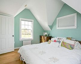 310 Indian Ave, Middletown, Ri 02842 in Middletown, RI (Photo 10 of 12)