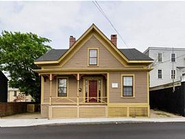 4 Marlborough St, Newport, Ri 02840 in Newport, RI
