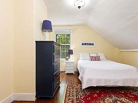 4 Marlborough St, Newport, Ri 02840 in Newport, RI (Photo 5 of 9)