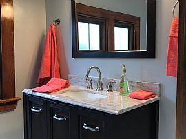 134 E Main Rd, Portsmouth, Ri 02871 in Portsmouth, RI (Photo 5 of 7)