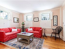 26 Thames St, Newport, Ri 02840 in Newport, RI (Photo 8 of 9)