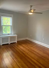 15 Locust Rd, Greenwich, Ct 06831 in Greenwich, CT (Photo 8 of 12)