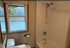 28 Soundview Ave, East Haven, Ct 06512 in East Haven, CT (Photo 11 of 11)