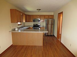 Three Bedroom, Two Full Bath Home in Wallen Chase Neighborhood. in Fort Wayne, IN (Photo 6 of 7)