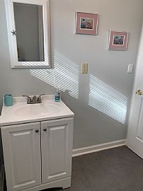 Immaculate Beautifully Decorated Home Only 1.5 Blocks The Beach in Belmar, NJ (Photo 3 of 12)