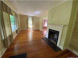 21 Dickerman St, Watertown, Ct 06795 in Watertown, CT (Photo 4 of 12)