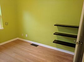 Beatiful 3 Bedroom in Wheat Ridge, CO (Photo 7 of 12)