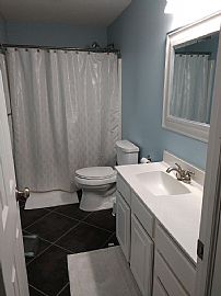 Beatiful 4 Bedroom in Kalamazoo, MI (Photo 11 of 12)