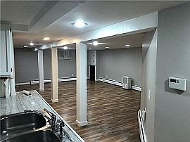 169 Union Ave, Warwick, Ri 02889 in Warwick, RI (Photo 11 of 12)