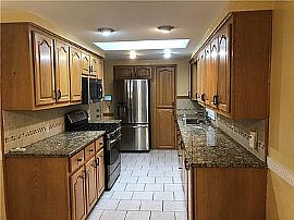 169 Union Ave, Warwick, Ri 02889 in Warwick, RI (Photo 7 of 12)