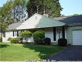 4 Proctor Dr, West Hartford, Ct 06117 in Bishops Corner, CT