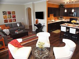 Kendal on Taylorsville, 4004 Keighley Park Ln #4014204, Louisvi in Louisville, KY (Photo 8 of 12)