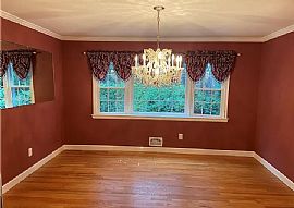 10 Candlewood Ln, Farmington, Ct 06032 in Farmington, CT (Photo 4 of 12)