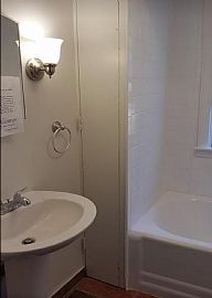 361 Albany Tpke, Canton, Ct 06019 in Canton, CT (Photo 5 of 11)