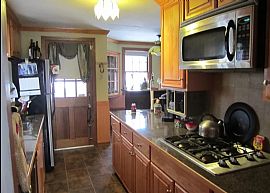 88 Englewood Ave, West Hartford, Ct 06110 in West Hartford, CT (Photo 2 of 6)