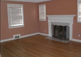 22 Bristol St, Hartford, Ct 06106 in Hartford, CT (Photo 4 of 7)