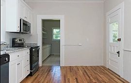 17 Riverview Rd, Rocky Hill, Ct 06067 in Rocky Hill, CT (Photo 3 of 9)