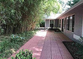 1106 Sw 81st Dr, Gainesville, Fl 32607 in Gainesville, FL (Photo 12 of 12)