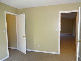 Don'T Miss Out on This Comfortable Home! in Indianapolis, IN (Photo 5 of 10)