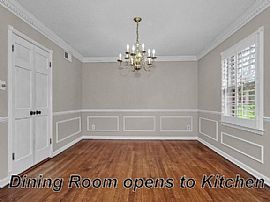 A Beautiful Home to Be  in Memphis, TN (Photo 4 of 9)