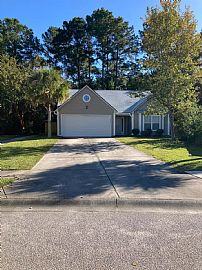  Freshly Painted Home with Open Floor Plan in Mount Pleasant, SC