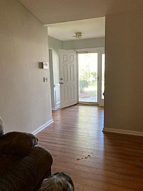  Freshly Painted Home with Open Floor Plan in Mount Pleasant, SC (Photo 2 of 12)