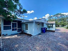 6066 17th Ave N, saint Petersburg, Fl 33710 in Saint Petersburg, FL (Photo 8 of 8)