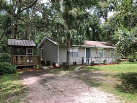 103 Holly Dr, florahome, Fl 32140 in Florahome, FL