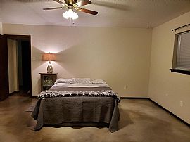 Beatiful 2 Bedroom in Santa Fe, NM (Photo 4 of 12)