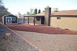 Beatiful 3 Bedroom in Albuquerque, NM (Photo 2 of 12)