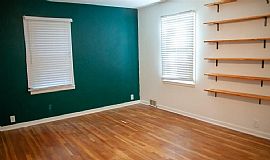 3 Bedroom Family Home in Osceola, MO (Photo 6 of 12)