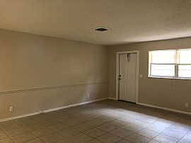 1325 Longwood St Apt A, West Palm Beach, Fl 33401 in West Palm Beach, FL (Photo 5 of 12)