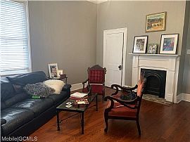 1057 Selma St, Mobile, Al 36604 in Mobile, AL (Photo 4 of 9)