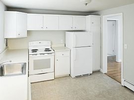 971 Hopmeadow St #29, Simsbury, Ct 06070 in Simbury, CT (Photo 4 of 8)