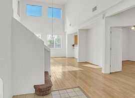 10085 Capistrello Ave, Las Vegas, Nv 89147 in Las Vegas, NV (Photo 2 of 5)