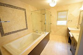 Nice Clean Charming Home in Mililani, HI (Photo 8 of 10)