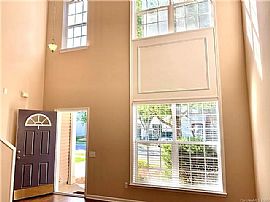 Town House For Rent  in Charlotte, NC (Photo 4 of 12)