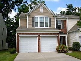 Excellent Condition Townhouse  in Charlotte, NC