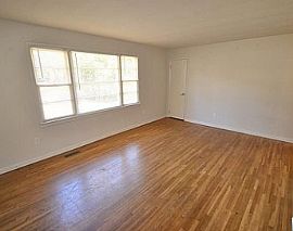 1901 Buttercup Dr, Hoover, Al 35226  Nice House in Hoover, AL (Photo 5 of 7)