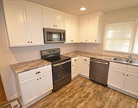 1901 Buttercup Dr, Hoover, Al 35226  Nice House in Hoover, AL (Photo 7 of 7)