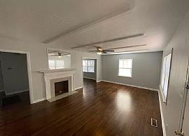 147 E Crest Rd, Bessemer, Al 35023 in Bessemer, AL (Photo 2 of 12)