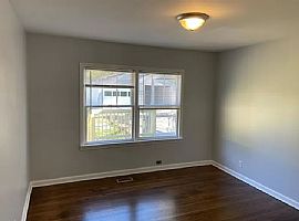 147 E Crest Rd, Bessemer, Al 35023 in Bessemer, AL (Photo 6 of 12)